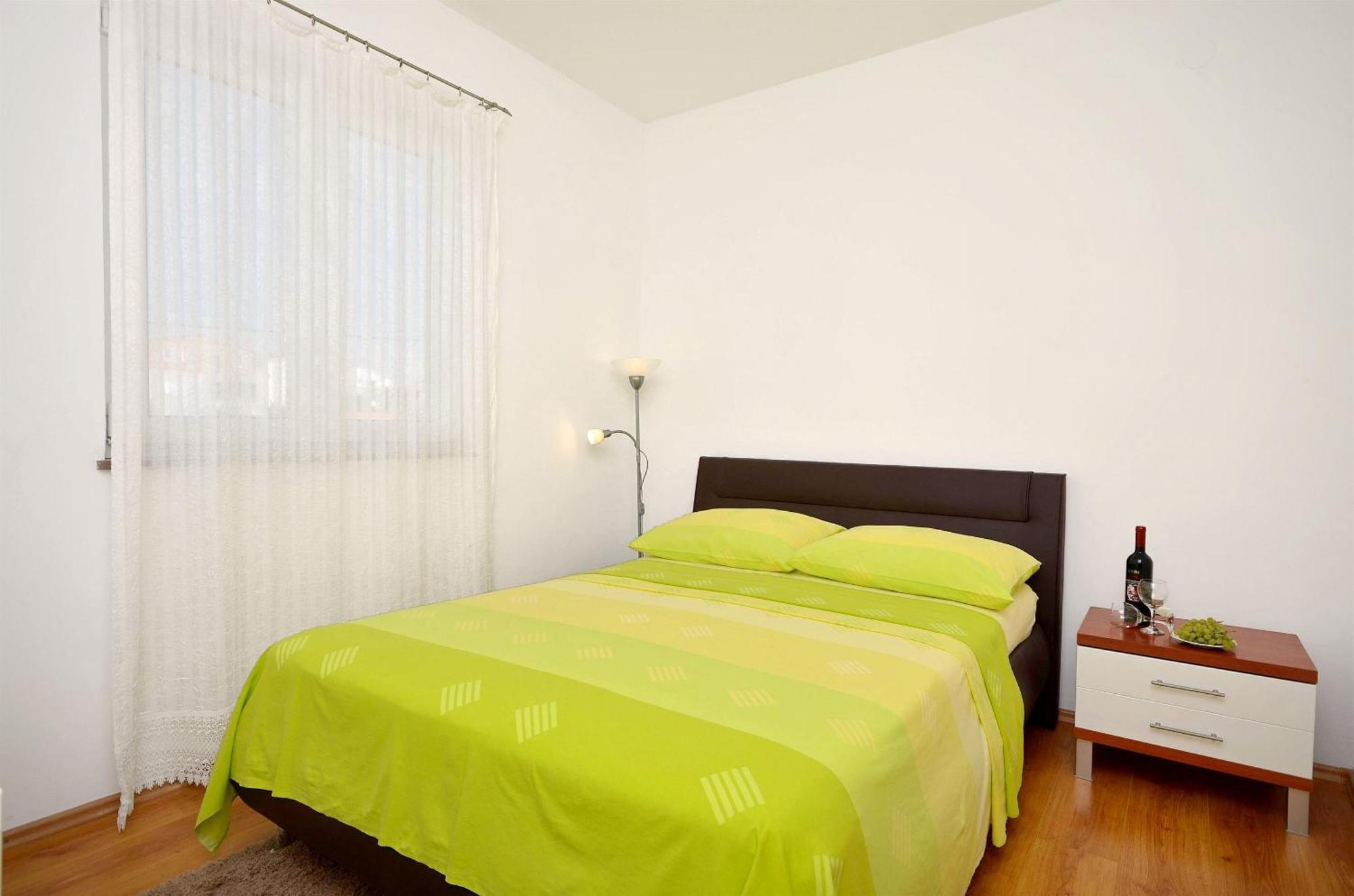 Apartment Srima Luaran gambar