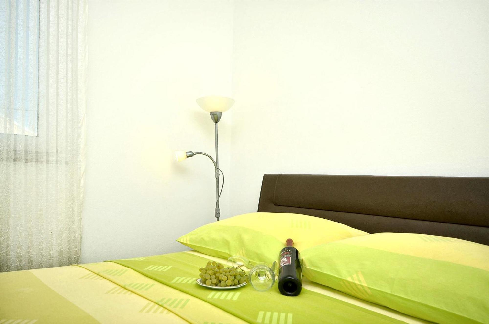 Apartment Srima Luaran gambar