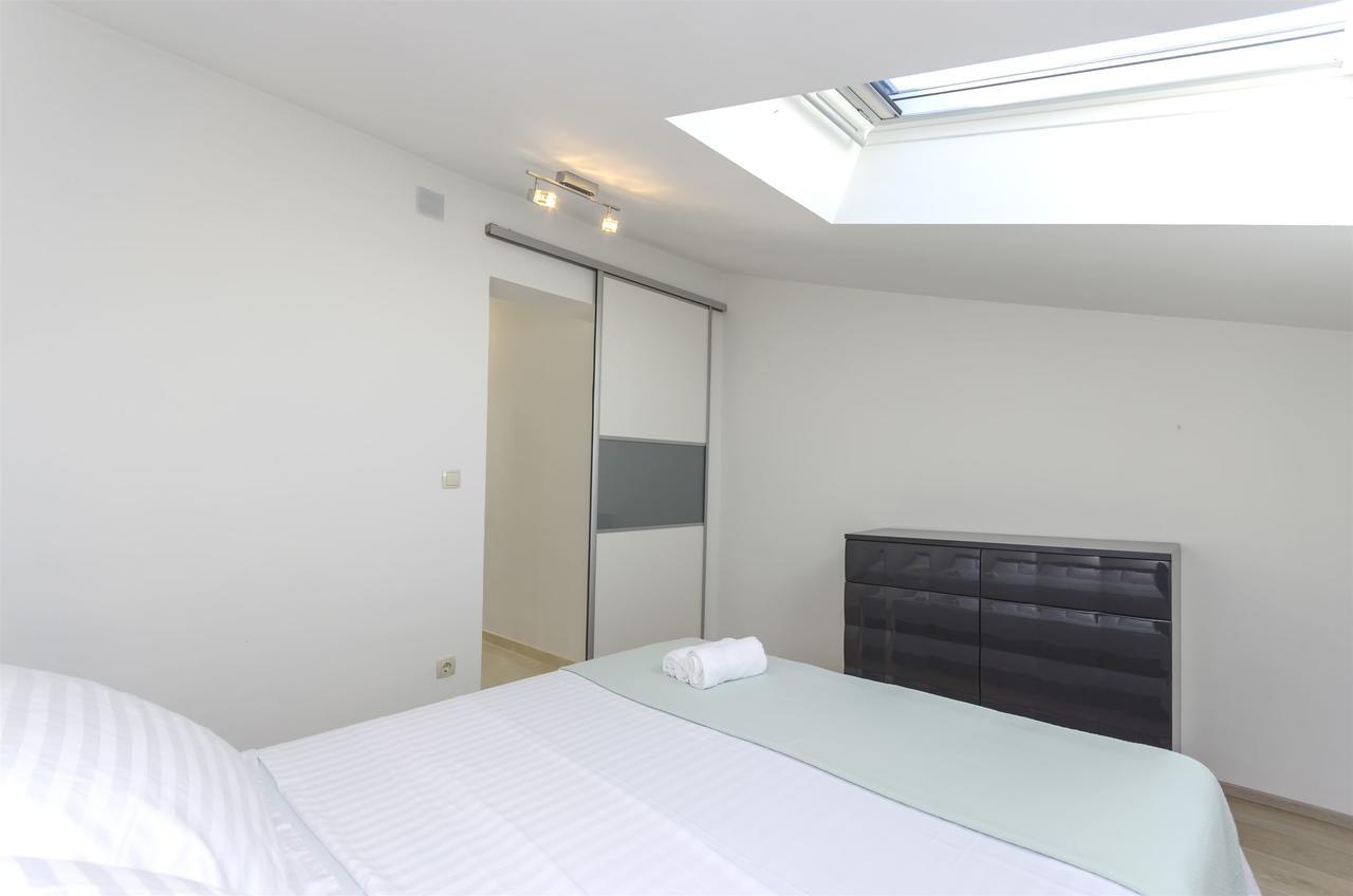 Apartment Srima Luaran gambar