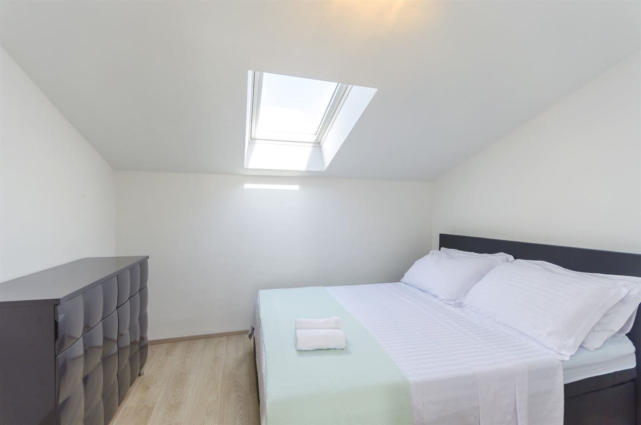 Apartment Srima Luaran gambar